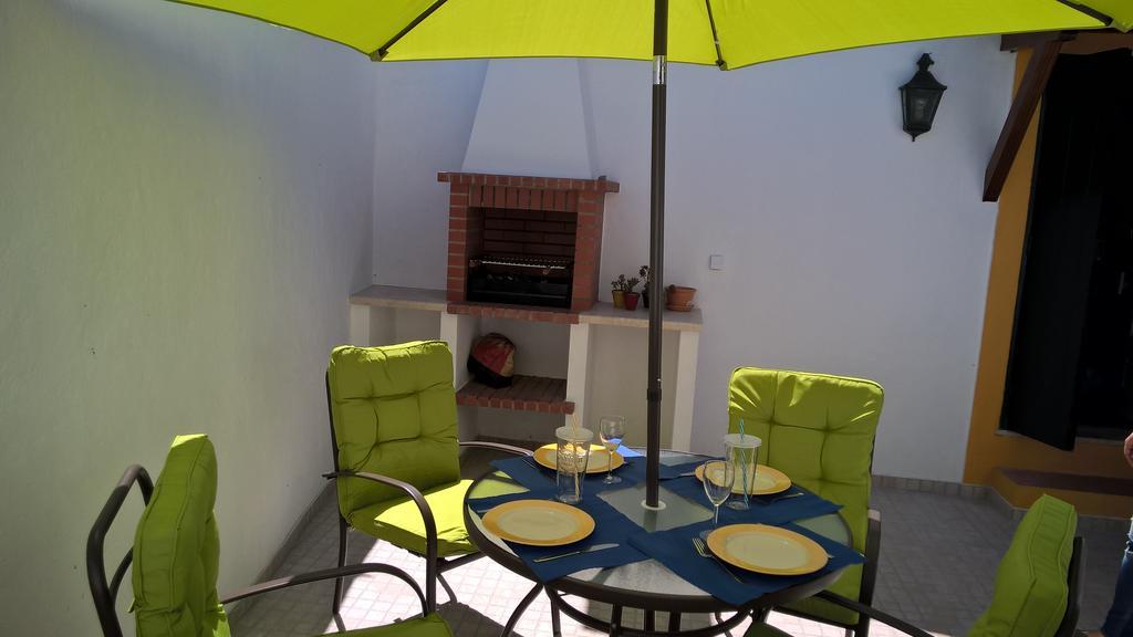 Casa Castanhos Guest House Vila Fresca Bagian luar foto